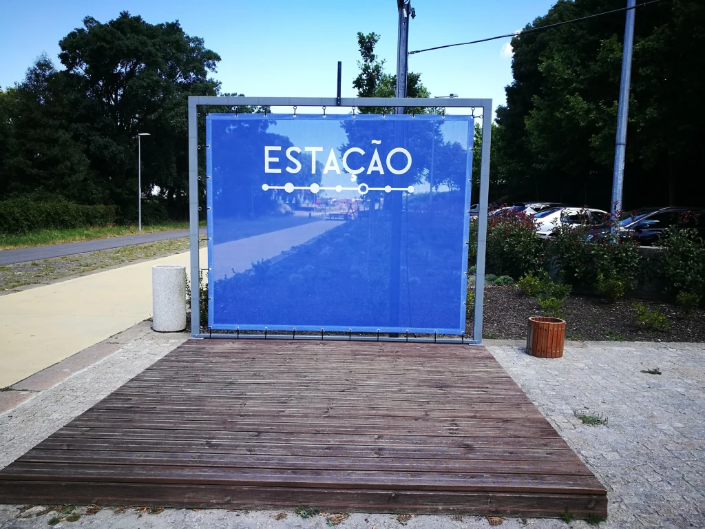 Lounge Estação — Comunicação instalada no Lounge Estação